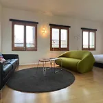 Atico Central Con Terraza