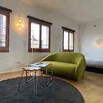 Atico Central Con Terraza