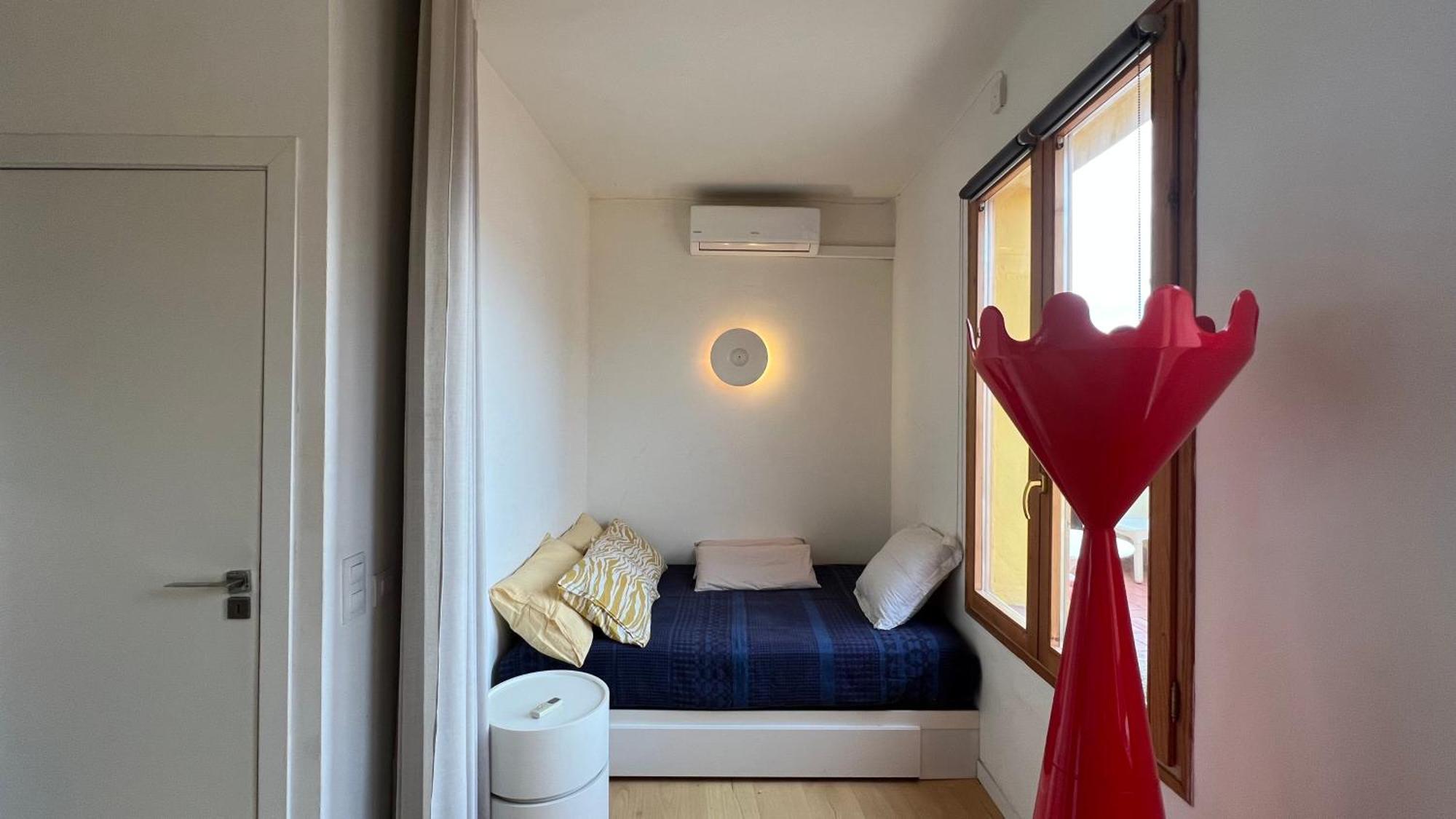Atico Con Terraza